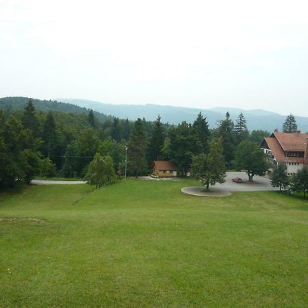 Отель Polzevo Visnja Gora Экстерьер фото